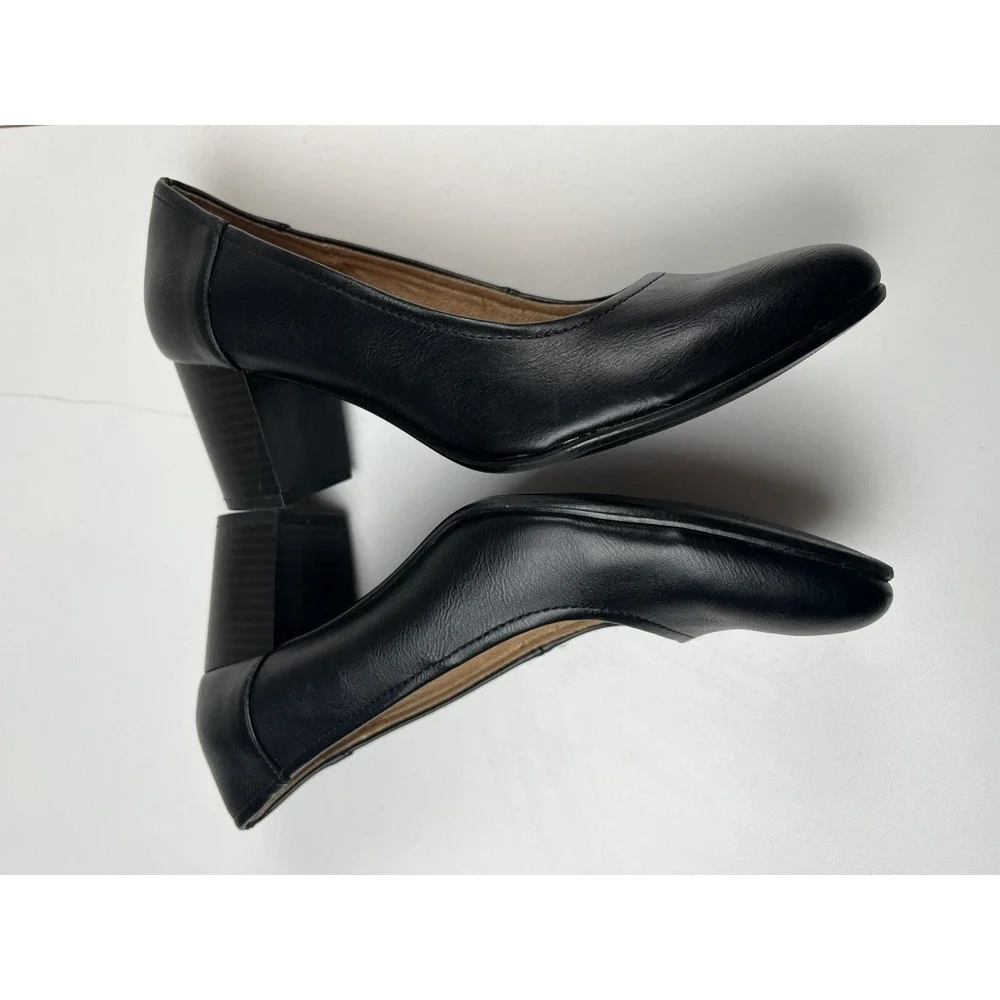Naturalizer Neema Pumps Low Block Heel Almond Toe Vegan Leather Black Size 7.5 M